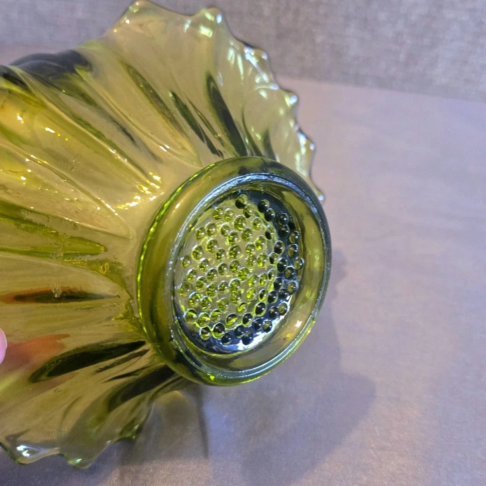 VTG Olive Green Glass Candy Basket Bowl Sunflower Look Pinched Kissing Handle